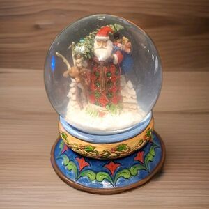 Jim Shore Heartwood Creek Santa & Reindeer Snow Globe "Season of Giving" 4058796